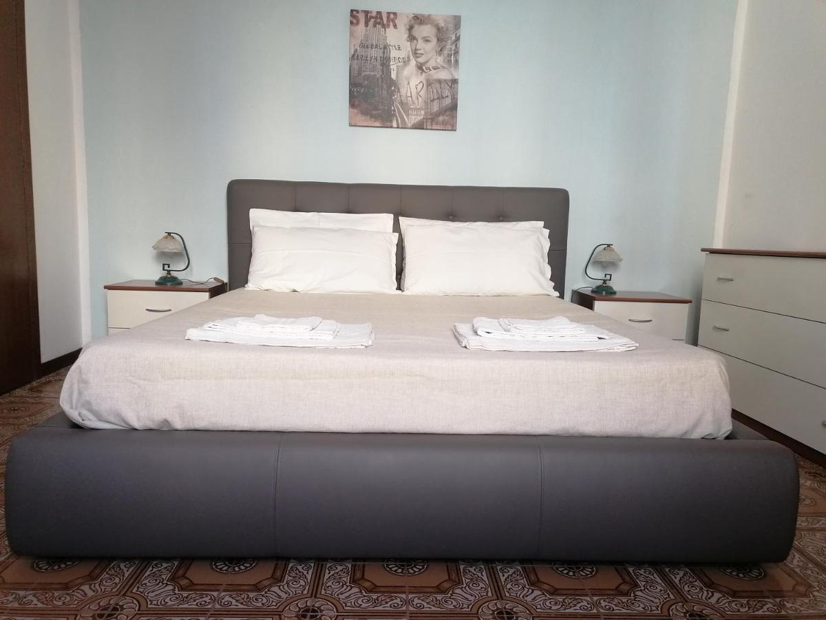 Hotel Due Finestre Sul Cortile Novi Ligure Zewnętrze zdjęcie