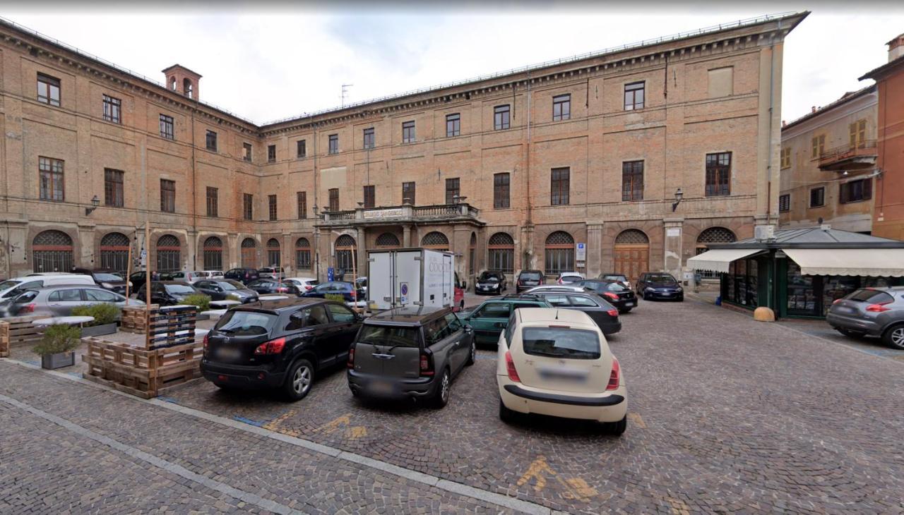 Hotel Due Finestre Sul Cortile Novi Ligure Zewnętrze zdjęcie
